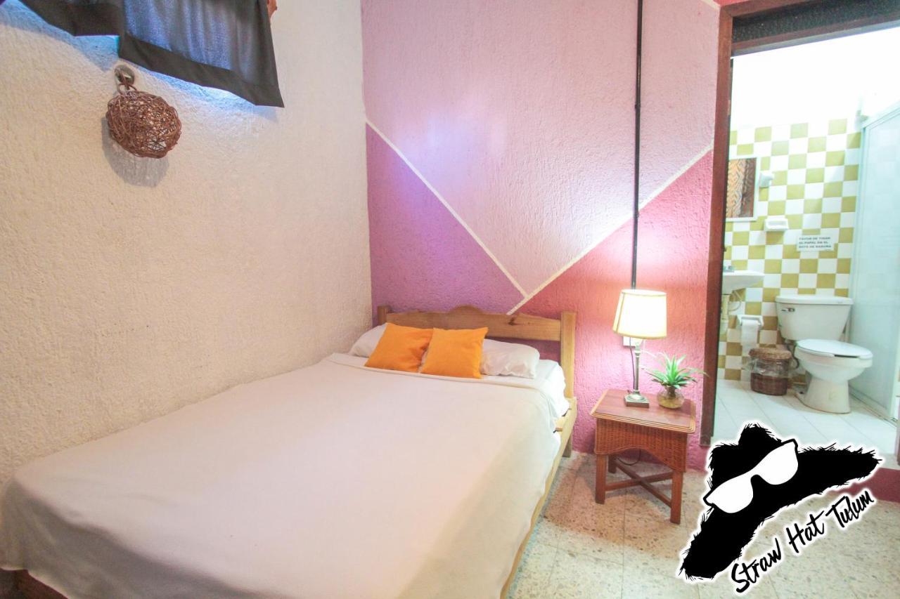 Straw Hat Hostel & Rooftop Bar Tulum Exteriör bild