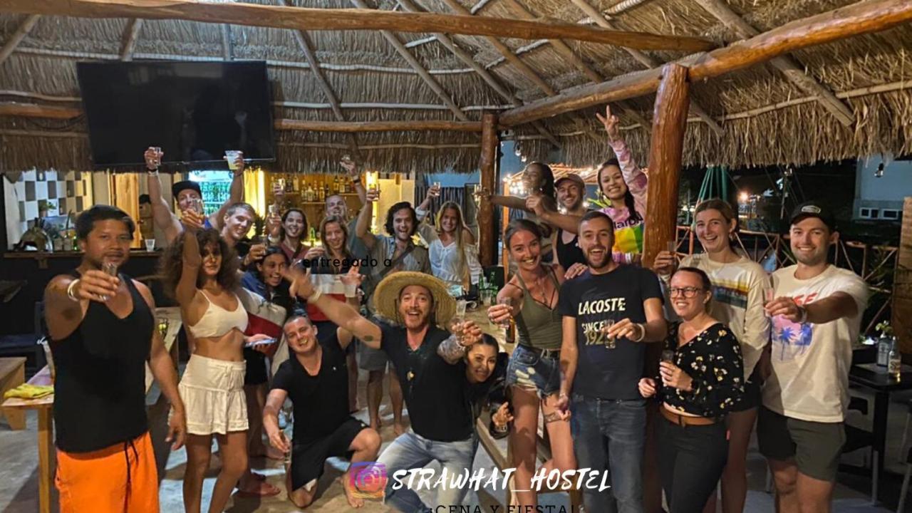 Straw Hat Hostel & Rooftop Bar Tulum Exteriör bild