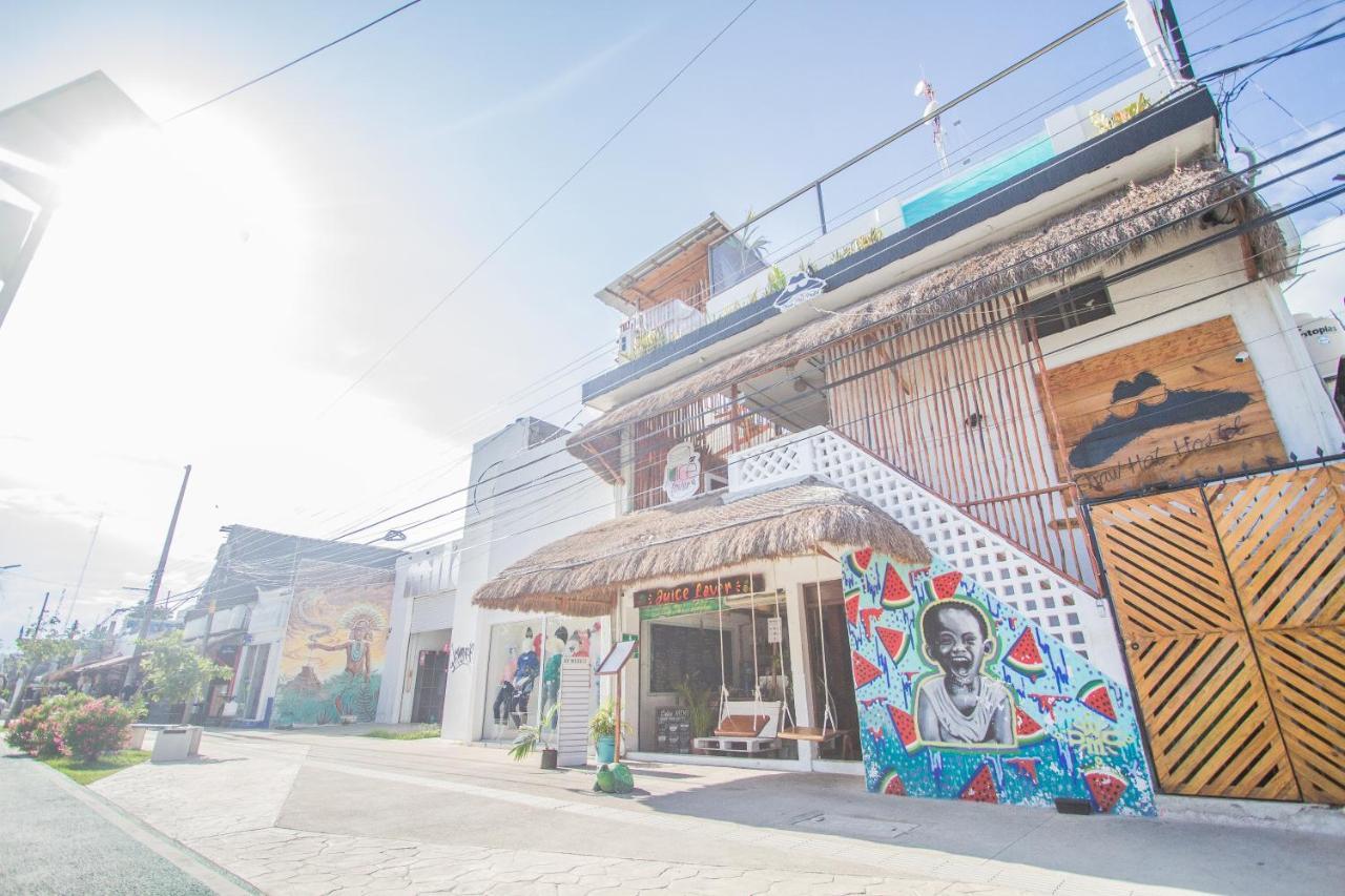 Straw Hat Hostel & Rooftop Bar Tulum Exteriör bild