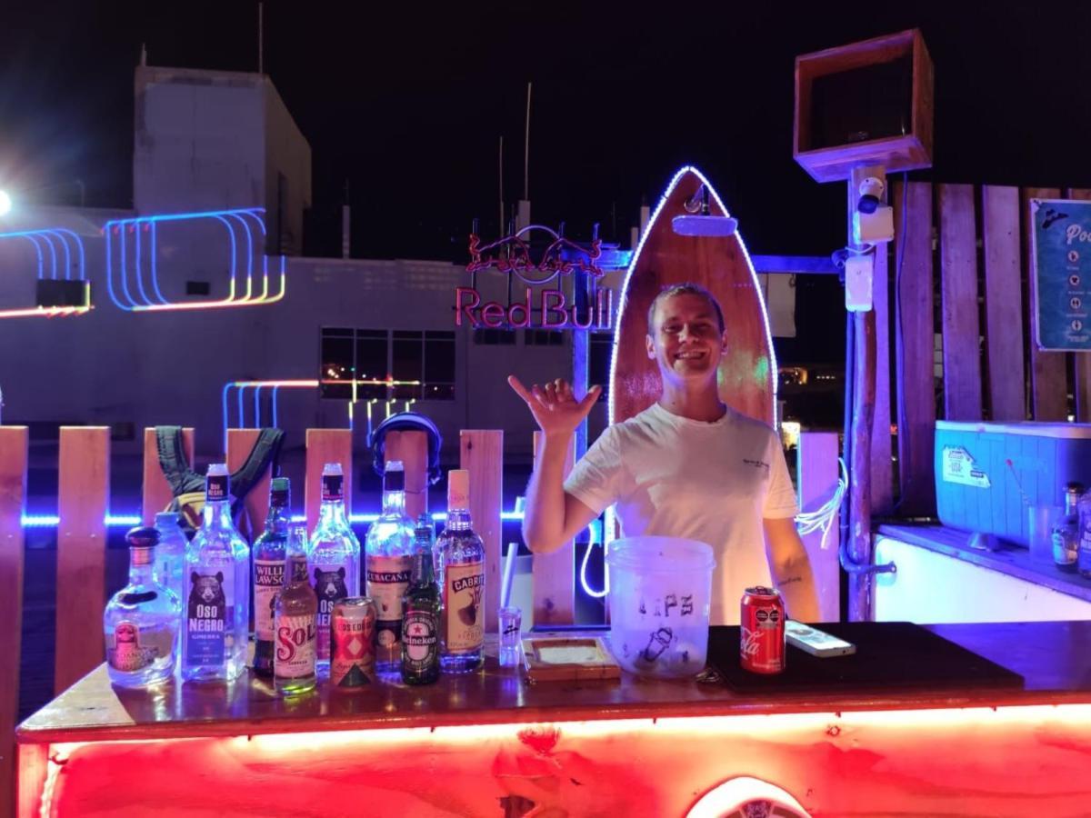 Straw Hat Hostel & Rooftop Bar Tulum Exteriör bild