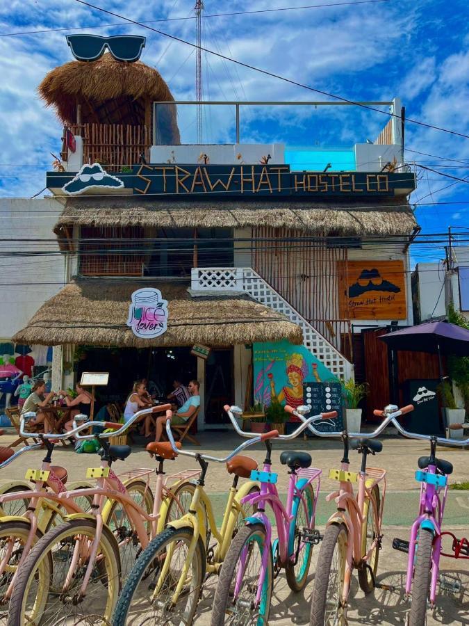 Straw Hat Hostel & Rooftop Bar Tulum Exteriör bild
