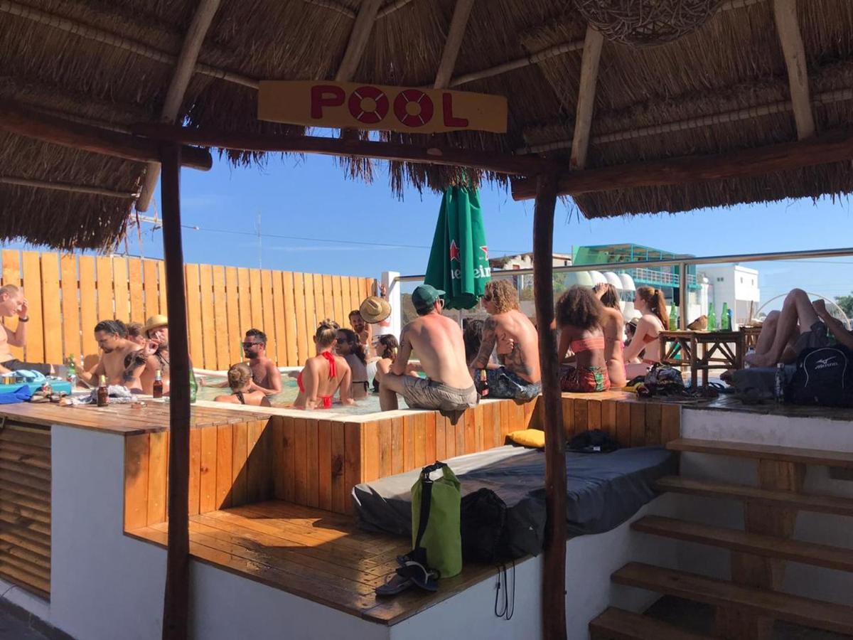 Straw Hat Hostel & Rooftop Bar Tulum Exteriör bild
